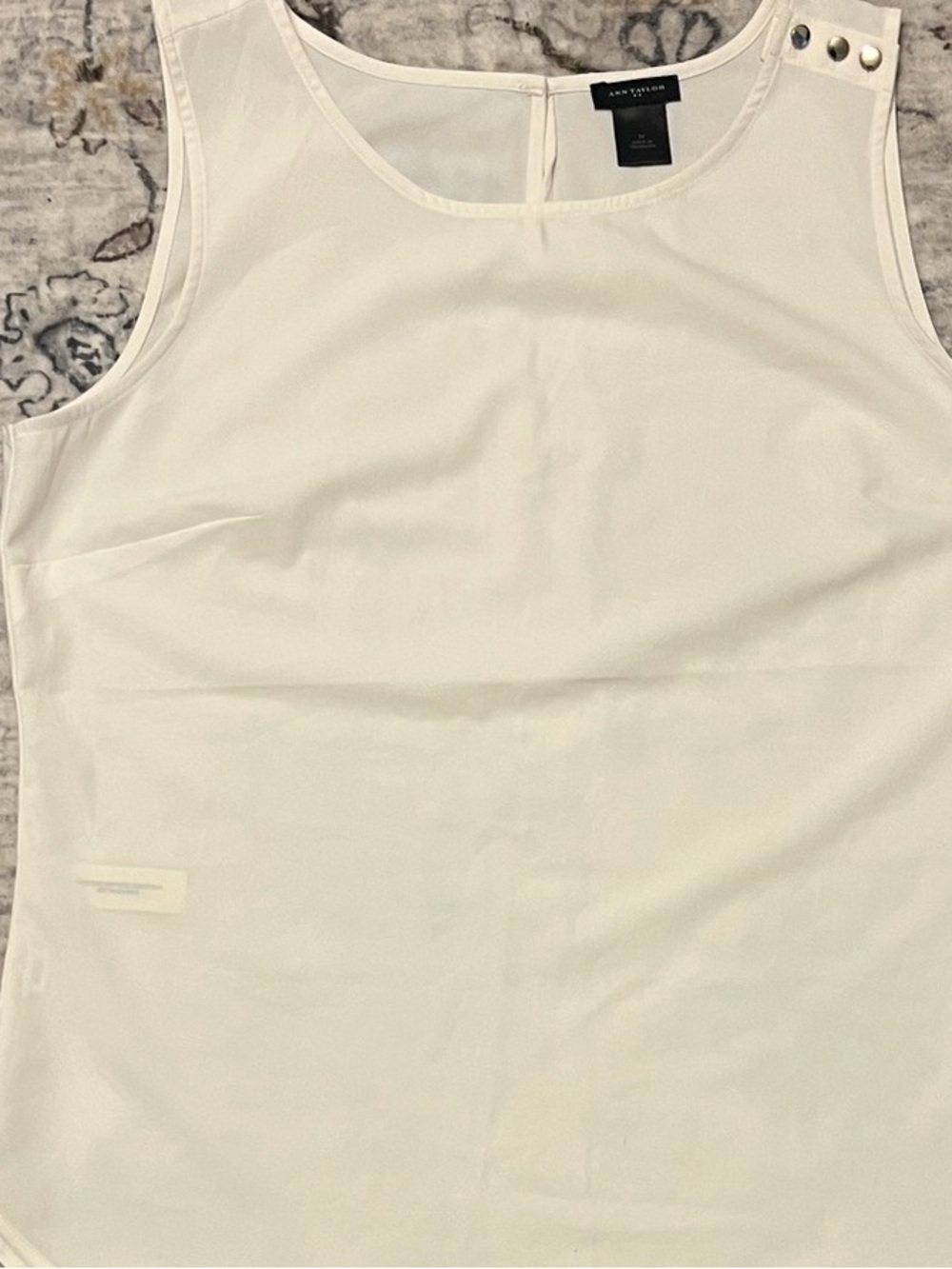 Ann Taylor Cream Sleeveless Button-Shoulder Shell Top